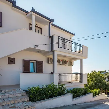 Апартаменти Panorama 2 *