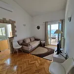 Apartman Panorama 2 *