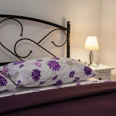 Apartment Panorama 2 *