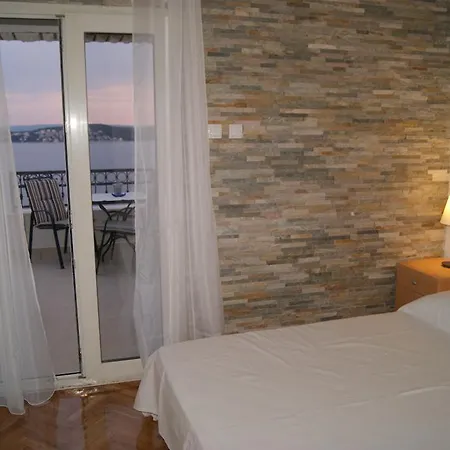 全景2号公寓 * 特罗吉尔